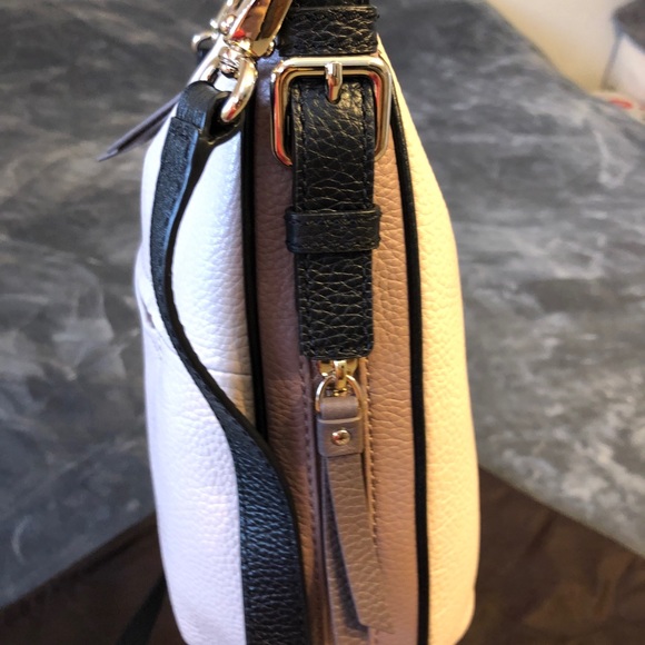 Kate Spade ♠️ Cobble Hill Small Ella - Picture 3 of 6